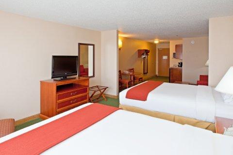 Holiday Inn Express Hotel And Suites Valparaiso, An Ihg Hotel מראה חיצוני תמונה